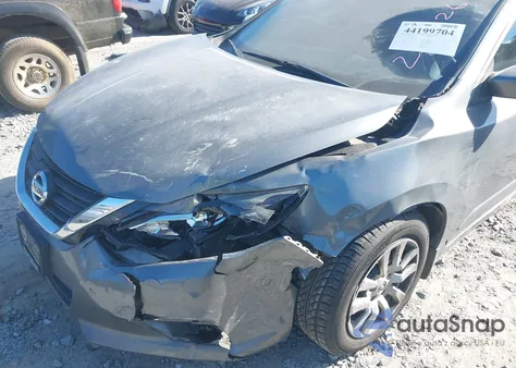 2018 Nissan Altima 2.5 S z USA, uszkodzony, nr VIN 1N4AL3APXJC238226